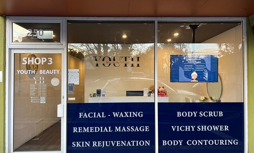 Image 4: Lomi Lomi Massage & Vichy Shower in Cheltenham, Melbourne