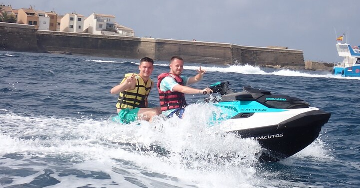 Excursión en moto de agua por la costa de Alicante
