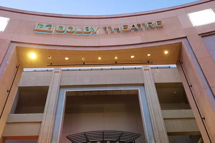 Haunted Hollywood Walking Tour: True Crime and Creepy Tales