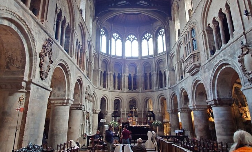 Image 15: Choose Your Own Adventure: An Improv Tour of London