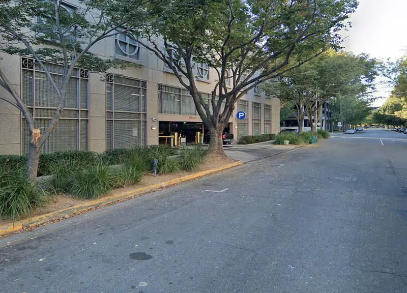 Parking at 400 Capitol Mall