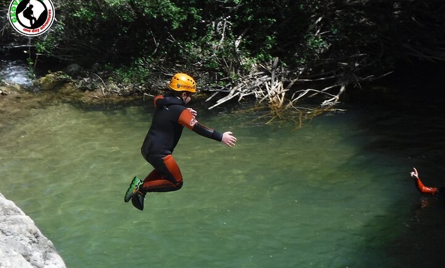Image 2: Actividad Barranquismo Teruel