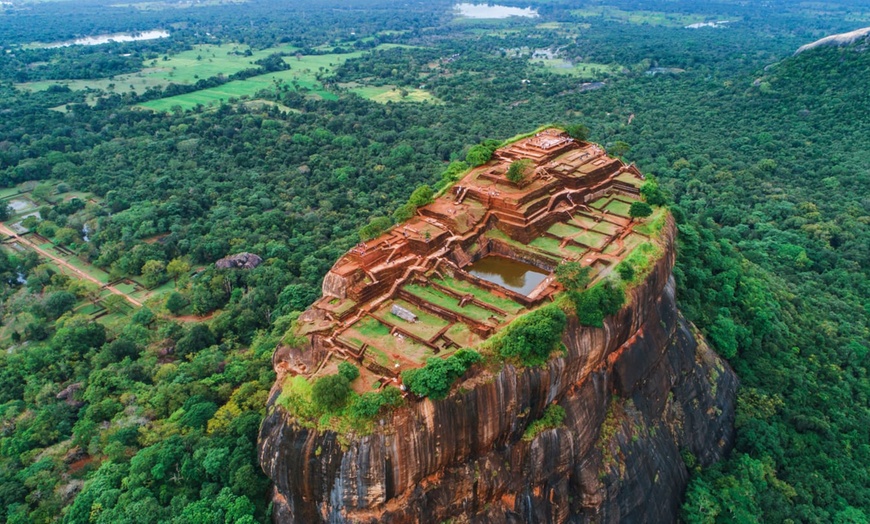 Image 5: ✈ SRI LANKA | From Colombo to Colombo - Discovering the 5 senses in...