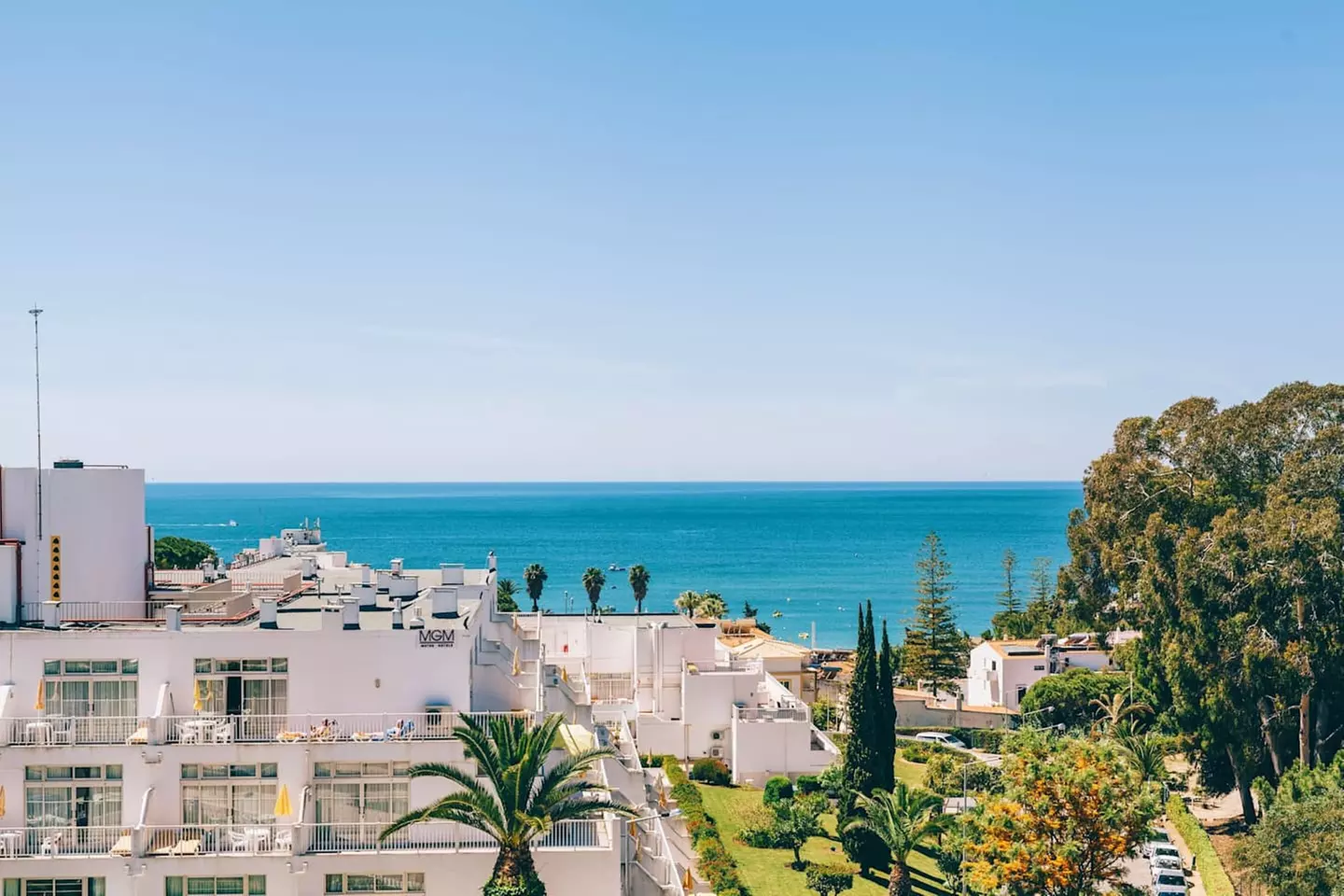 ✈ ALGARVE | Albufeira - Muthu Forte da Oura Apartment Hotel 5*, 2 n...