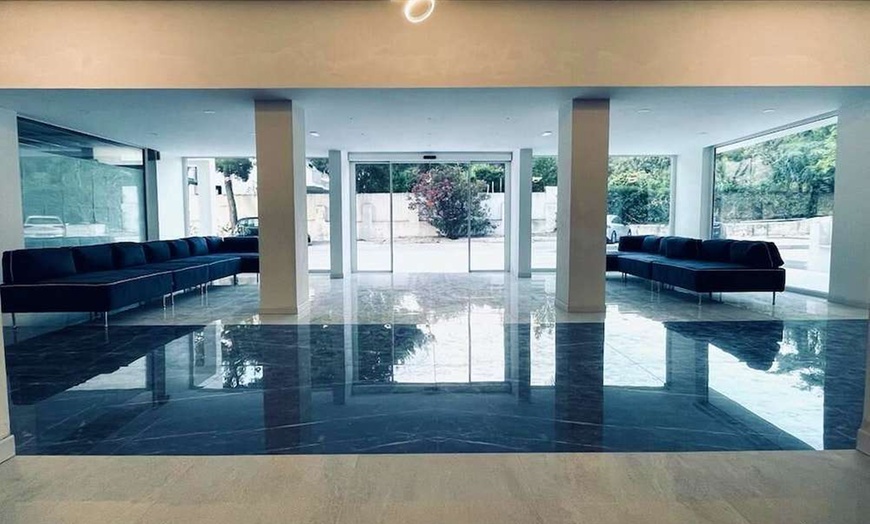 Image 6: ✈ LES POUILLES | Rodi Garganico - Rodi Resort 4*, 3 nuit - Face à l...