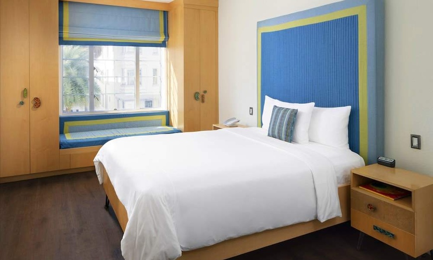 Image 3: ✈ FLORIDA | Miami - The Tony Hotel South Beach 4* - Piscina esterna