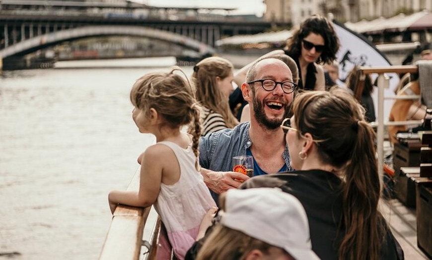 Image 3: Alt-Berliner Bierabend Sonnenuntergangsfahrt auf Dampfschiff