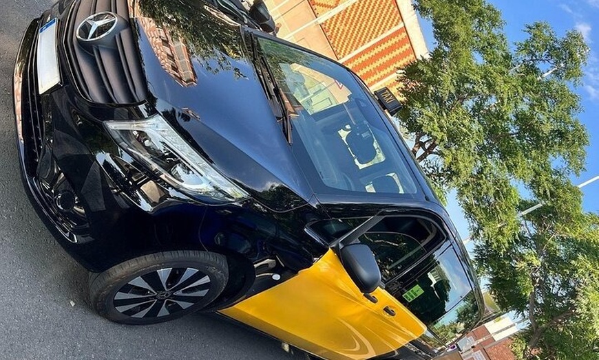 Image 6: Traslado Privado desde el Aeropuerto de Barcelona a la Ciudad