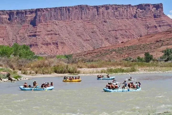 Fisher Towers Half-Day Rafting Day Trip from Moab