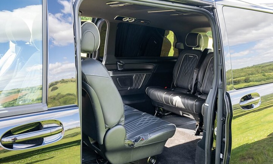 Image 2: Private London Heathrow Airport Transfer