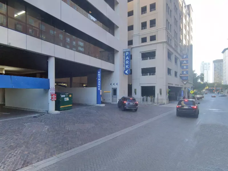 Parking at One Alamo Center Garage