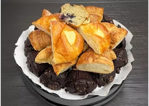 5% Cash Back at Hole Shot Bagels & Deli