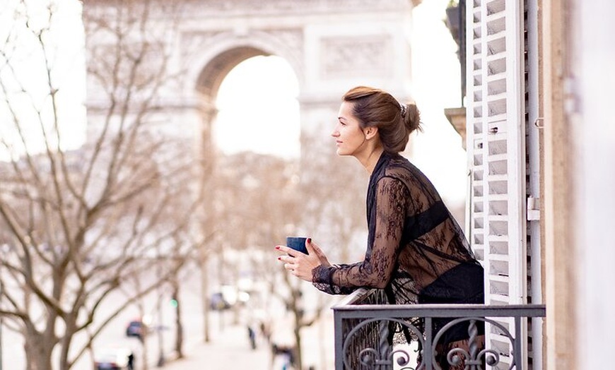 Image 1: Sesión de fotos profesional de Arc de Triomphe