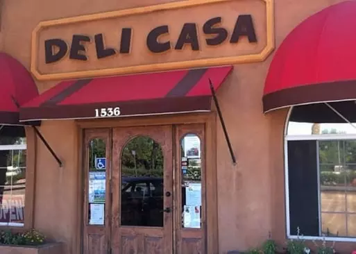 5% Cash Back at Deli Casa