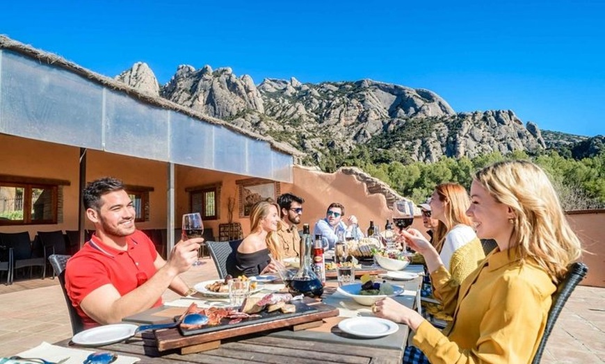 Image 10: Monasterio de Montserrat y Virgen Negra con Almuerzo en Casa Rural