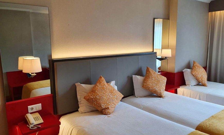 Image 3: ✈ PORTUGAL | Lissabon - 3K Madrid 4*, 2 Nächte - City Trip