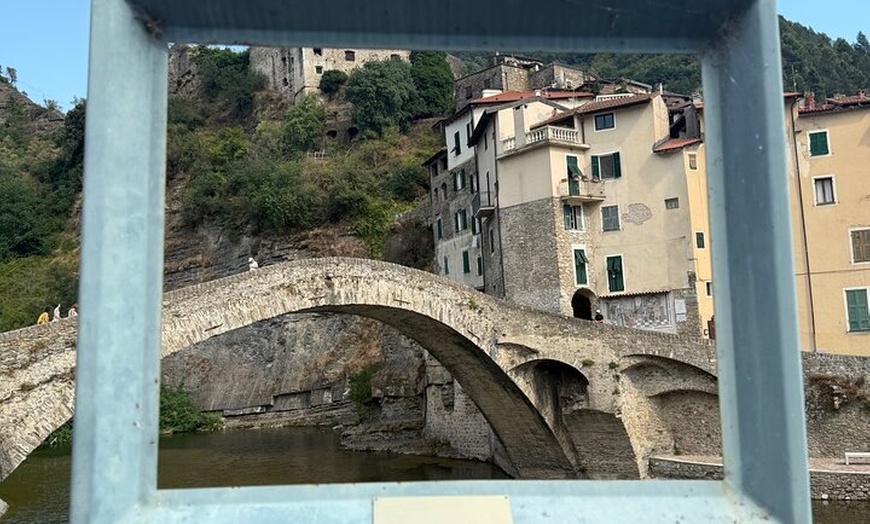 Image 20: TOUR D'ITALIE - Dolceacqua - San Remo - Menton -Petit groupe Journé...