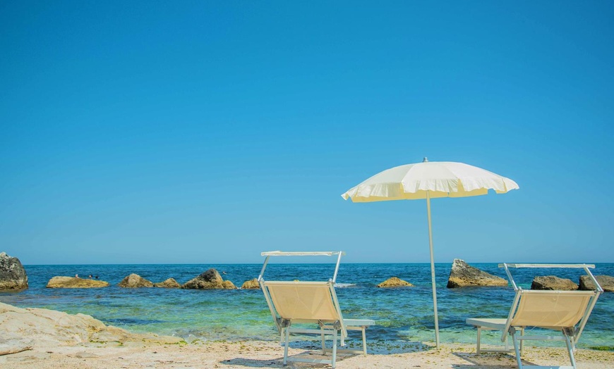 Image 4: ✈ APULIË | Giovinazzo - Hotel Riva del Sole 4*, 4 nachten - Aan zee