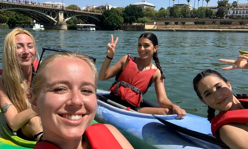 Image 2: Tour en Kayak o Alquiler por Sevilla