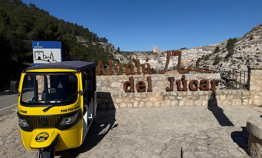 Image 4: Rutas en Tuk Tuk por Alcalá del Júcar