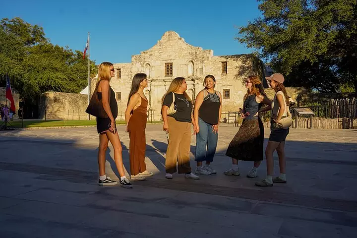 San Antonio Premium City Tour with Alamo & River Walk Cruise