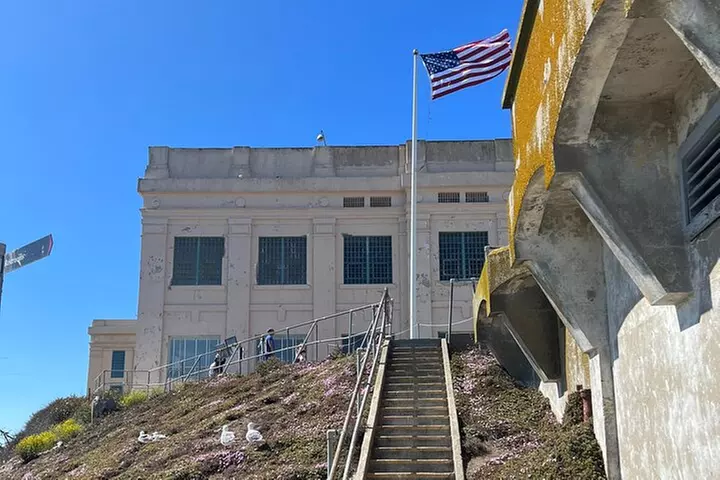 Alcatraz Inside Access Ferry and Audio Tour with Night Option