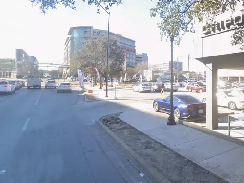 Parking at 3000 W. 7th St. Lot - P1263