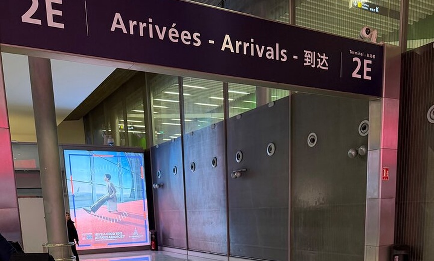 Image 18: Transfert privé de l'aéroport CDG ou ORLY à la ville de Paris