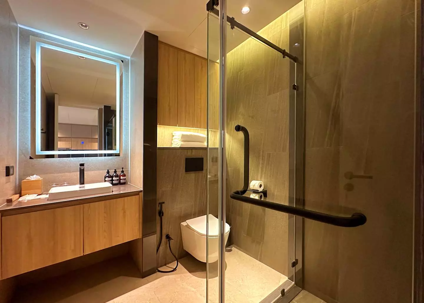 ✈ THAILANDIA | Da Bangkok a Phuket - Viaggio combinato Bangkok - Ph...