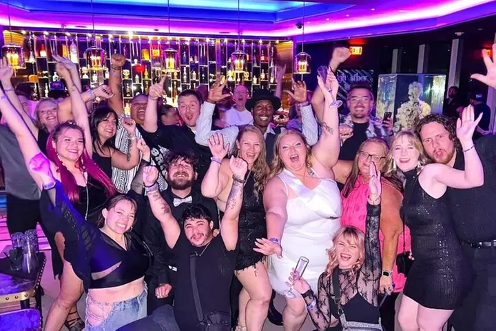Skip the Line VIP Nightclub Tour in Vegas