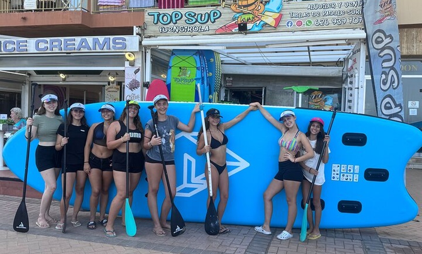 Image 2: Alquiler Paddle surf Gigante Fuengirola 1 Hora para 4-8 personas