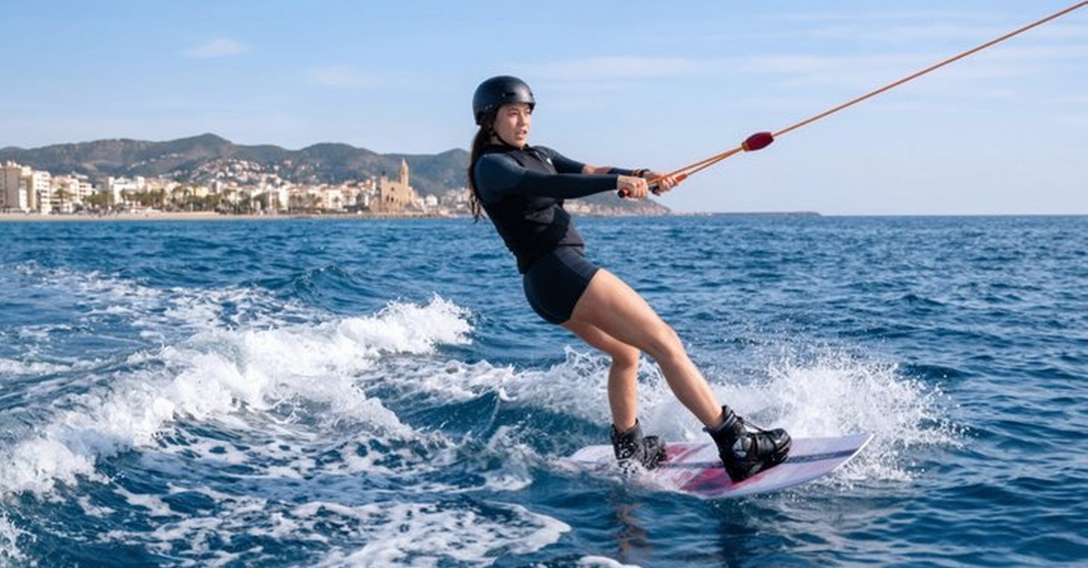 Actividad de wakeboard de 1 hora en Sitges, Barcelona