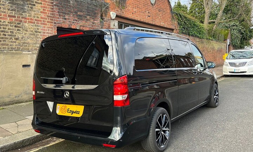 Image 4: Private Transfer from London to Southampton Cruise Port