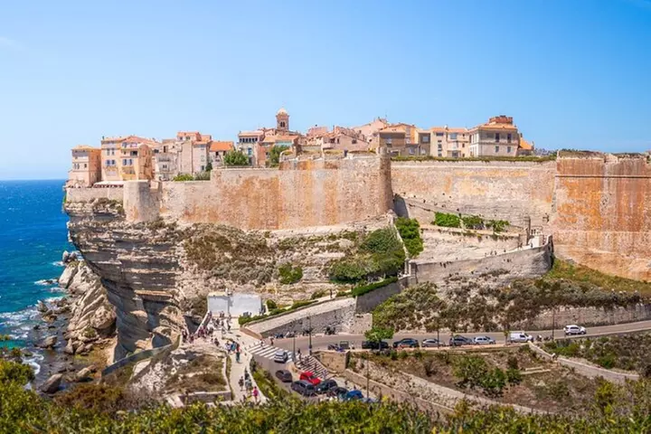 Visite à pied de l'histoire de Bonifacio depuis le port de croisière