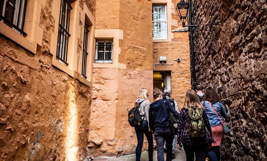 Image 2: Guided Walking Tour of Edinburgh Historic Old Town