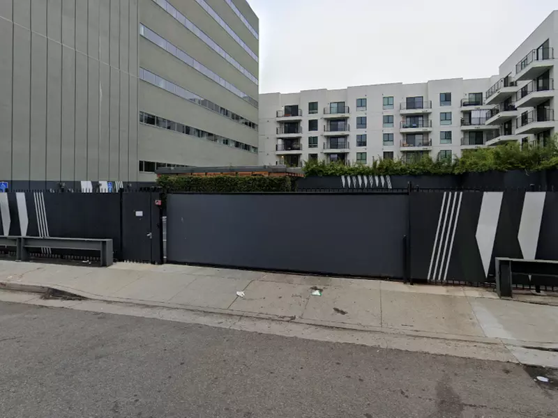 Parking at 1800 N. Highland Ave. Lot