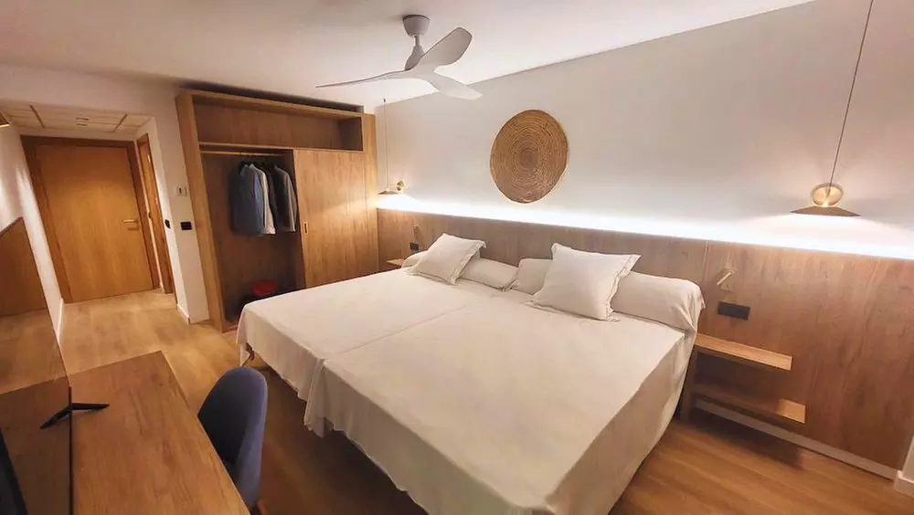 ✈ COSTA DORADA | Salou - Ohtels Vil.la Romana 4*, 2 nuit