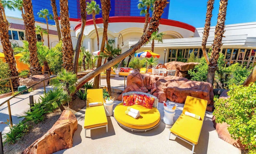 Image 16: ✈ NEVADA | Las Vegas - Rio Hotel & Casino, a Destination by Hyatt H...