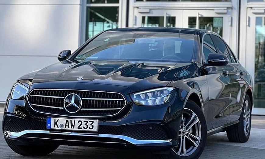 Image 4: Privater Limousinentransfer vom Flughafen Köln nach Köln-Stadt