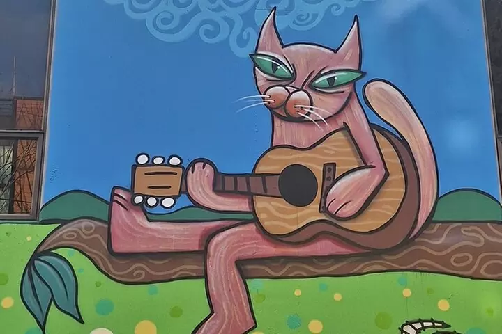 Henry Art Tours-Come See the Fun Side of Seattle Art/Pubs/History