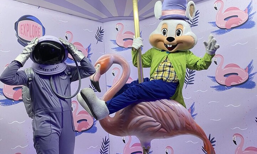 Image 4: Entrada al Museo del Espacio Dulce