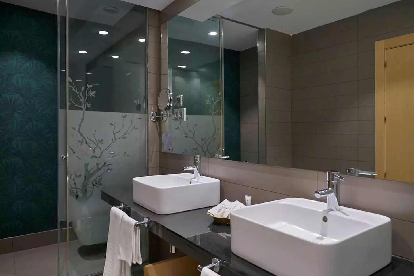 ✈ COSTA DEL SOL | Malaga - Vincci Seleccion Posada del patio 5*, 3 ...