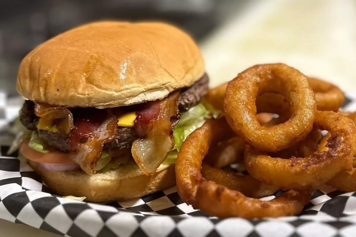 $10 For $20 Worth Of Burgers Sandwiches & More