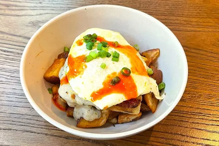 Houston Downtown Food Tour with 6 Tastings of Tradition & Fusion