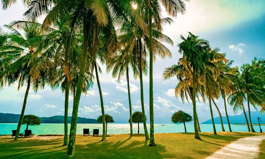 Image 3: ✈ MALAISIE | Langkawi - Pelangi Beach Resort & Spa, Langkawi 5*, 5 ...