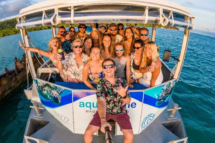 Magnetic Island Discovery Tour with Snorkeling & Paddle Boarding