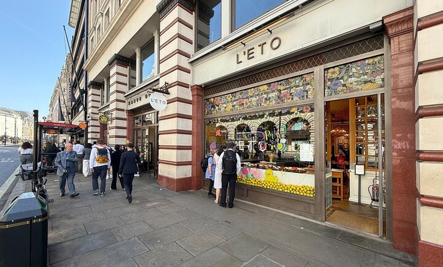 Image 14: Exclusive Private Photography Tour in London