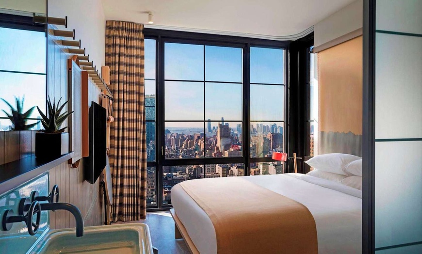 Image 5: ✈ STANY ZJEDNOCZONE | Nowy Jork - Moxy NYC Chelsea 4* - Rooftop