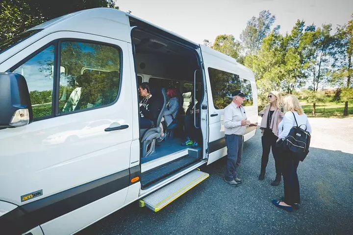 Exclusive Blue Mountains Wildlife and Bushwalk Tour From Sydney