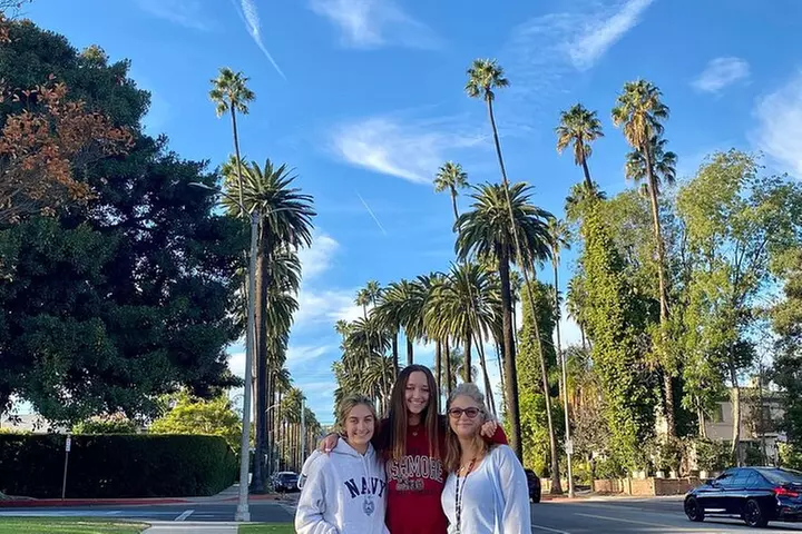 2.5Hr Beverly Hills Sign & Mulholland Dr AI powered driving tour